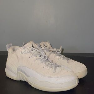 Jordan 12 Low wolf grey size 5.5Y